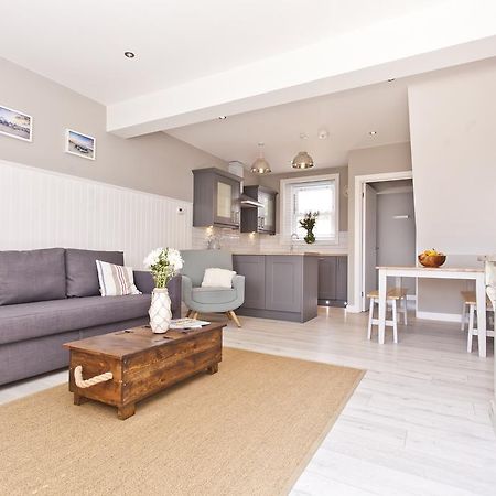 Bournecoast - Coastguard Cottage - Sea View - Garden - Hot Tub - Hb6098 Борнмут Экстерьер фото