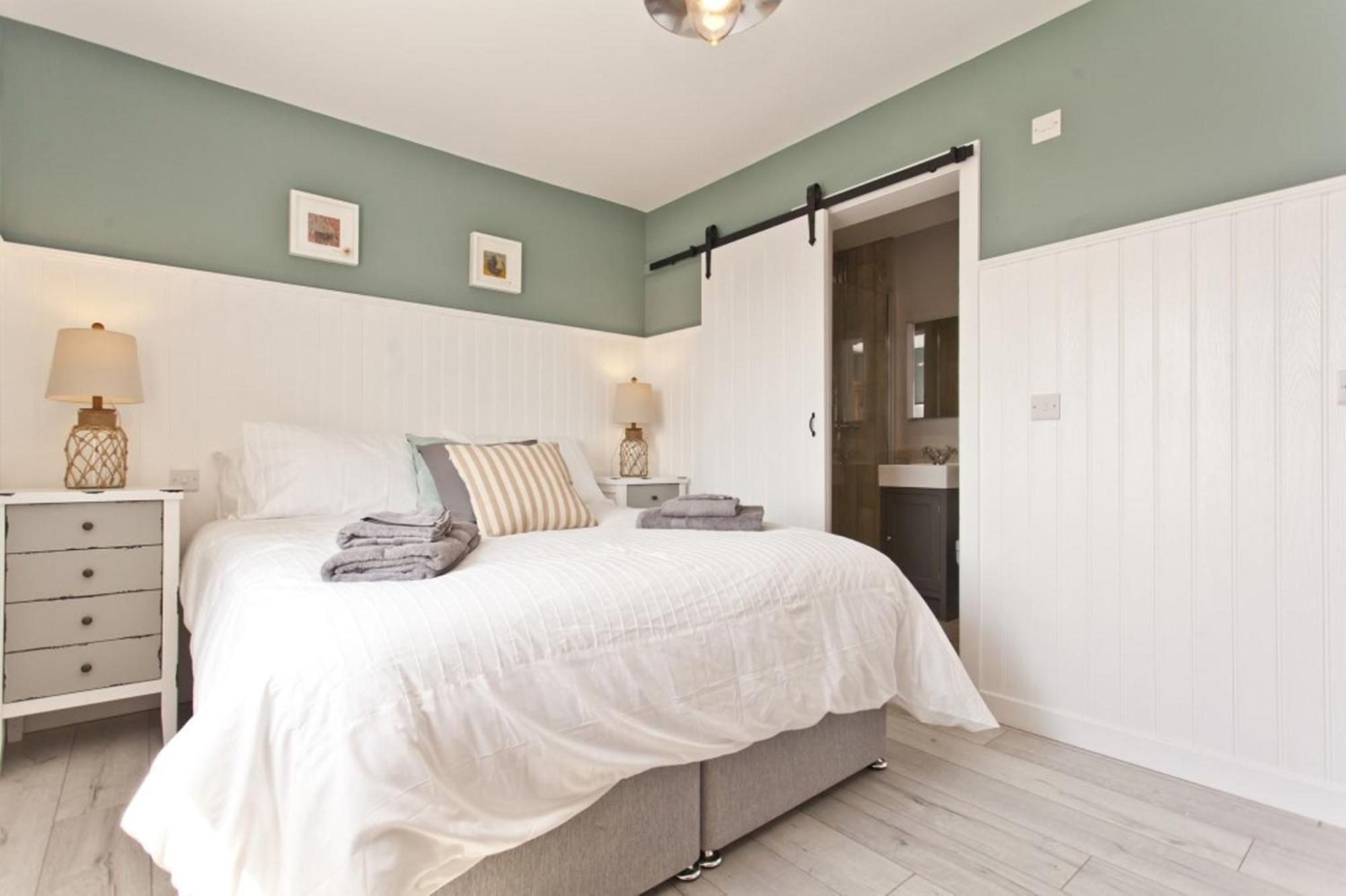 Bournecoast - Coastguard Cottage - Sea View - Garden - Hot Tub - Hb6098 Борнмут Экстерьер фото