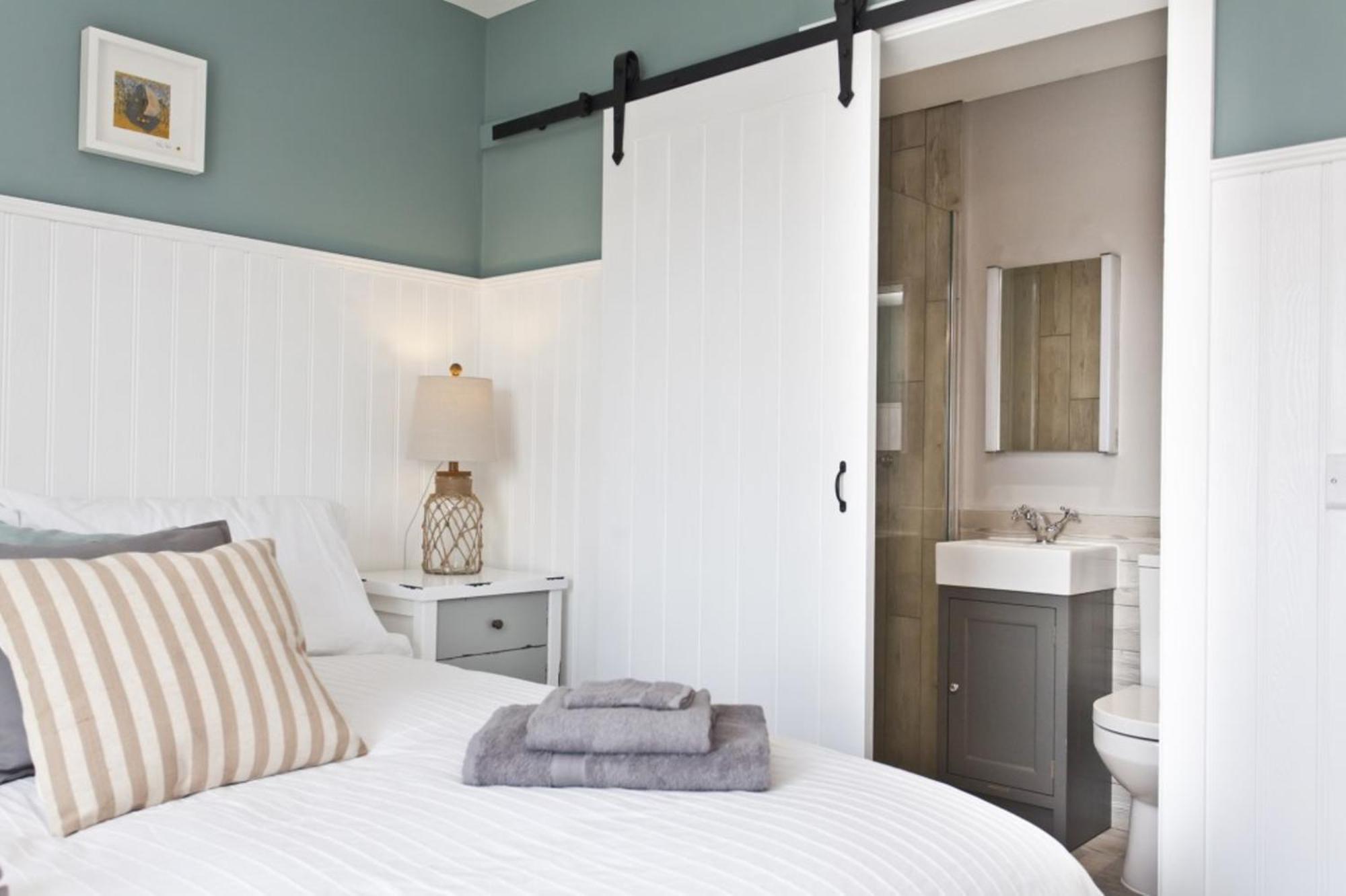 Bournecoast - Coastguard Cottage - Sea View - Garden - Hot Tub - Hb6098 Борнмут Экстерьер фото